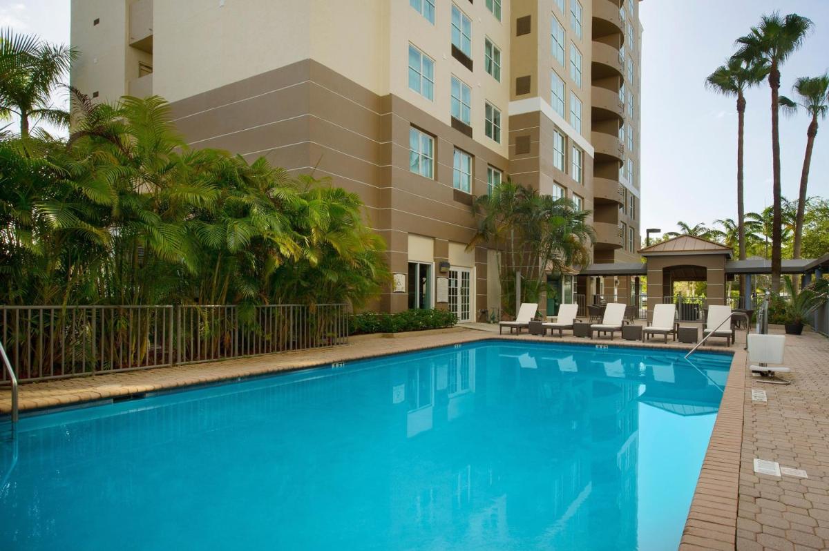 Staybridge Suites Miami Doral Area an IHG Hotel - image 4
