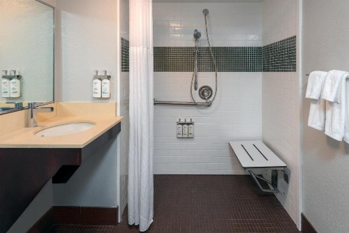 Staybridge Suites Miami Doral Area an IHG Hotel - image 41