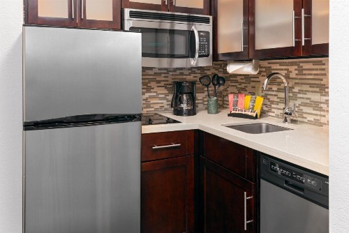 Staybridge Suites Miami Doral Area an IHG Hotel - image 8