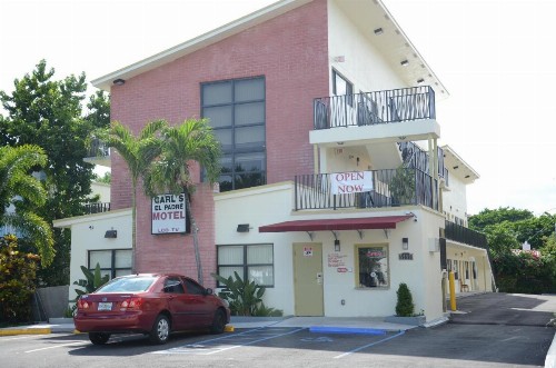 Carl's El Padre Motel Miami Florida