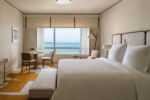 Four Seasons Hotel Miami - image 39