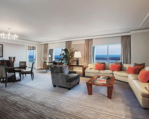 Four Seasons Hotel Miami - image 44
