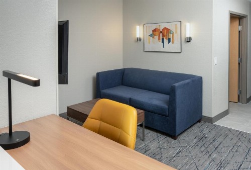 Cambria Hotel Miami Airport - Blue Lagoon - image 30