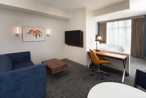 Cambria Hotel Miami Airport - Blue Lagoon - image 31