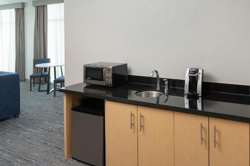 Cambria Hotel Miami Airport - Blue Lagoon - image 32