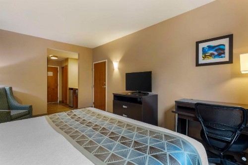 Best Western Plus Miami Executive Airport Hotel and Suites - image 16