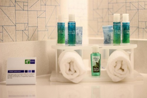 Holiday Inn Express & Suites Miami Airport East an IHG Hotel - image 10