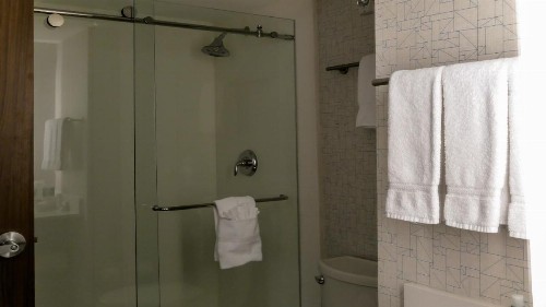 Holiday Inn Express & Suites Miami Airport East an IHG Hotel - image 16