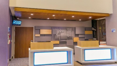 Holiday Inn Express & Suites Miami Airport East an IHG Hotel - image 19