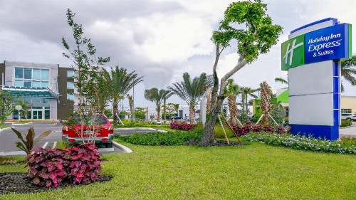Holiday Inn Express & Suites Miami Airport East an IHG Hotel - image 34