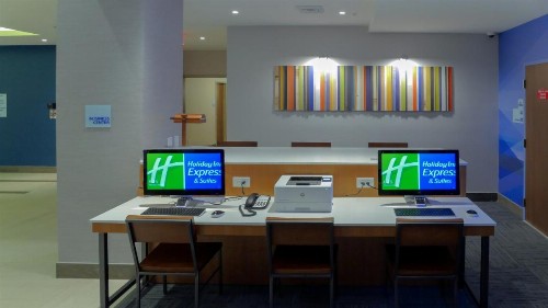 Holiday Inn Express & Suites Miami Airport East an IHG Hotel - image 35