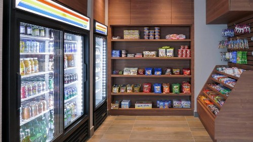 Holiday Inn Express & Suites Miami Airport East an IHG Hotel - image 4