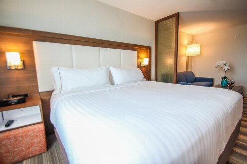 Holiday Inn Express & Suites Miami Airport East an IHG Hotel - image 48