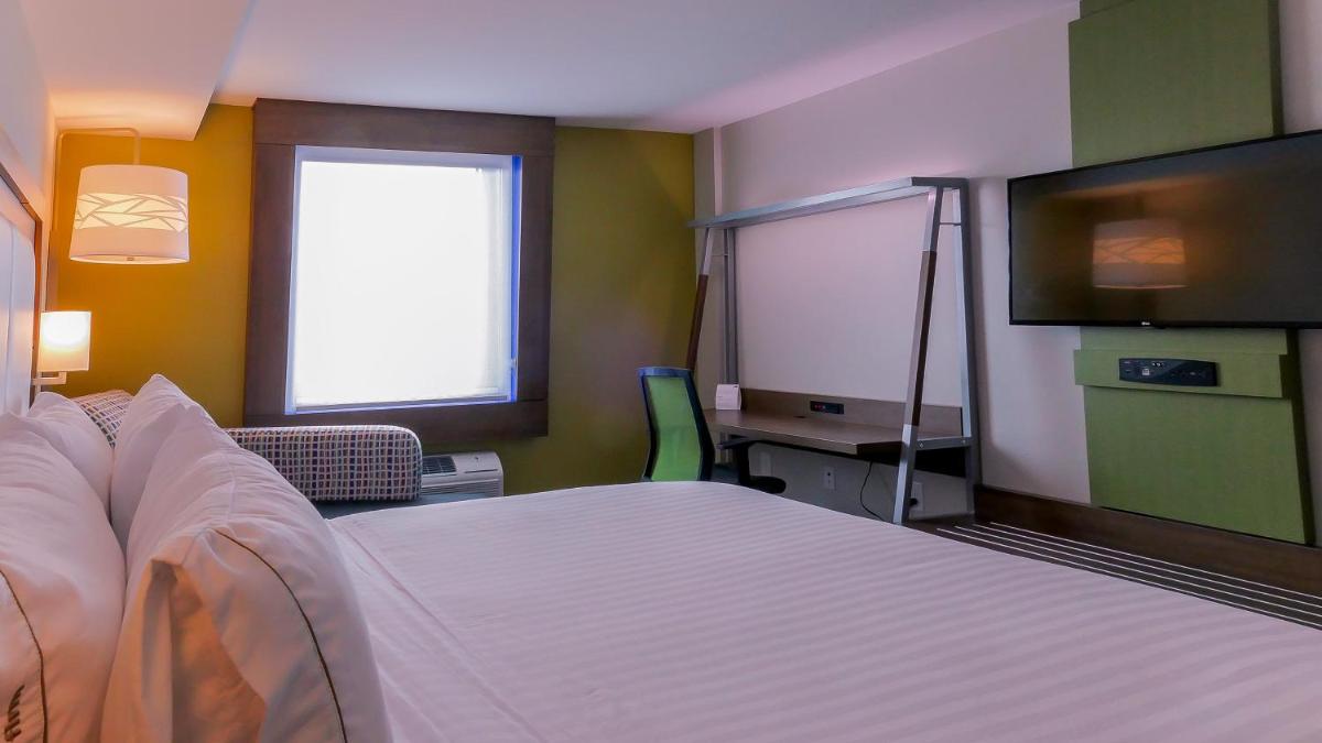 Holiday Inn Express & Suites Miami Airport East an IHG Hotel - image 7