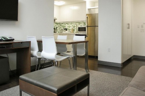 Element Miami Doral - image 19