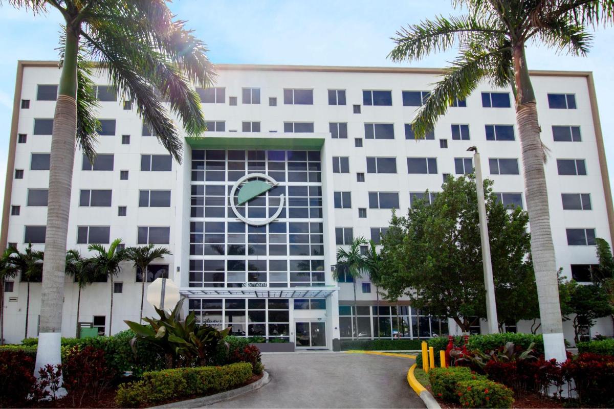 Element Miami Doral - image 4