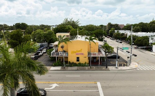 Sinbad Motel - image 24
