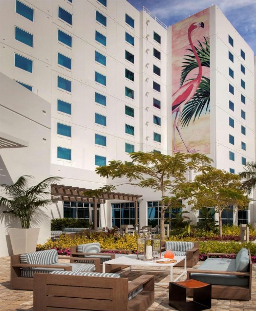 Homewood Suites by Hilton Miami Dolphin Mall - image 2