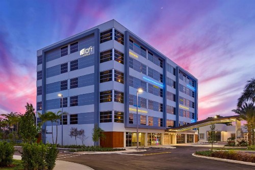 Aloft Miami Airport - image 1
