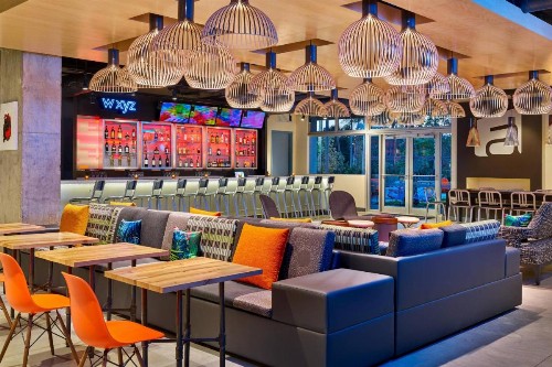 Aloft Miami Airport - image 19