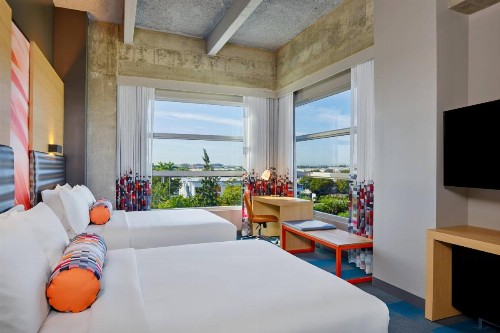Aloft Miami Airport - image 20