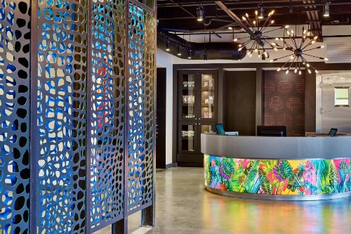 Aloft Miami Airport - image 9