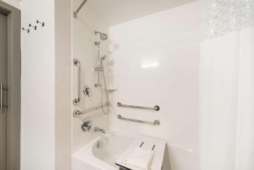 Hampton Inn & Suites Miami Wynwood Design District FL - image 23