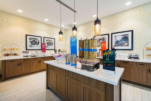 Hampton Inn & Suites Miami Wynwood Design District FL - image 25