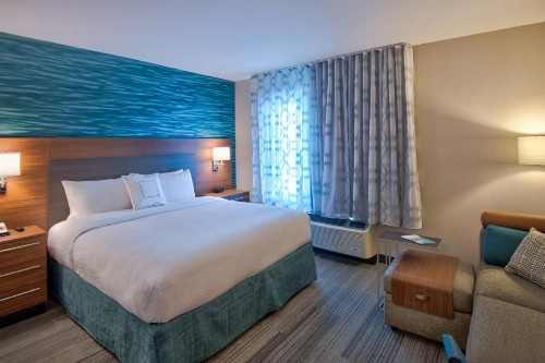 TownePlace Suites by Marriott Miami Airport - image 17