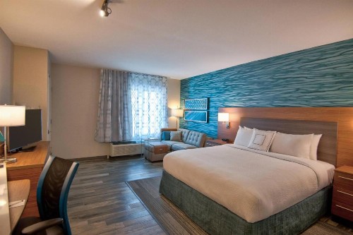 TownePlace Suites by Marriott Miami Airport - image 18