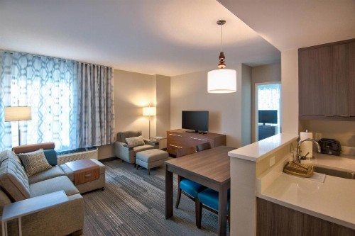 TownePlace Suites by Marriott Miami Airport - image 30
