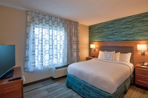 TownePlace Suites by Marriott Miami Airport - image 33