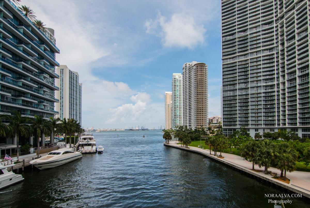 Miami Luxury Condo in Brickell! Free SPA and Gym - main image