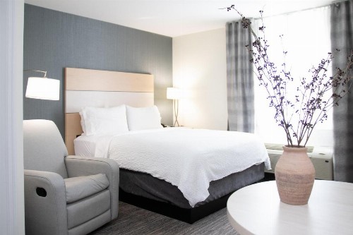 Candlewood Suites Miami Intl Airport - 36th St an IHG Hotel - image 14