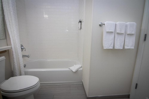 Candlewood Suites Miami Intl Airport - 36th St an IHG Hotel - image 22