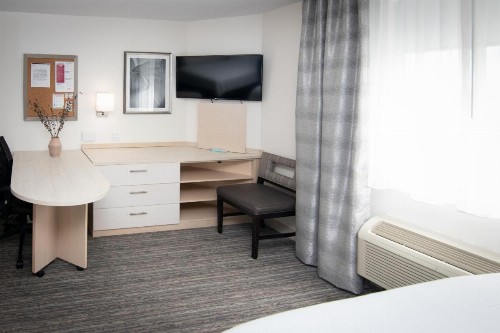 Candlewood Suites Miami Intl Airport - 36th St an IHG Hotel - image 28