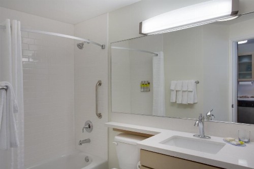 Candlewood Suites Miami Intl Airport - 36th St an IHG Hotel - image 50