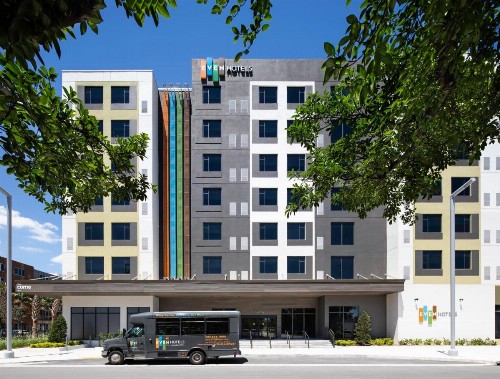 EVEN Hotel Miami - Airport an IHG Hotel - image 2