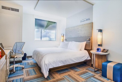 EVEN Hotel Miami - Airport an IHG Hotel - image 3