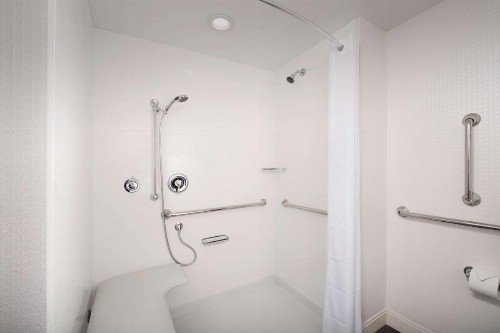 Hampton Inn Miami Airport East - image 19