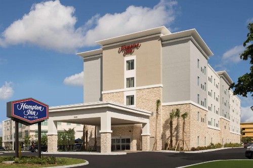 Hampton Inn Miami Airport East - image 5