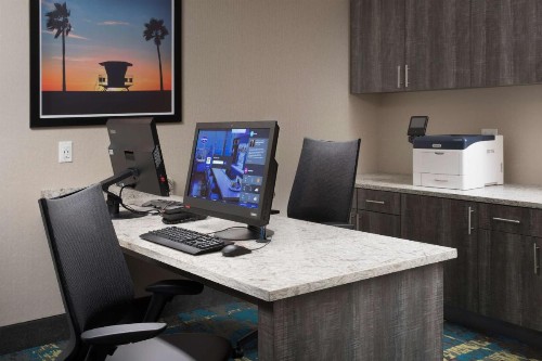 Hampton Inn Miami Airport East - image 8