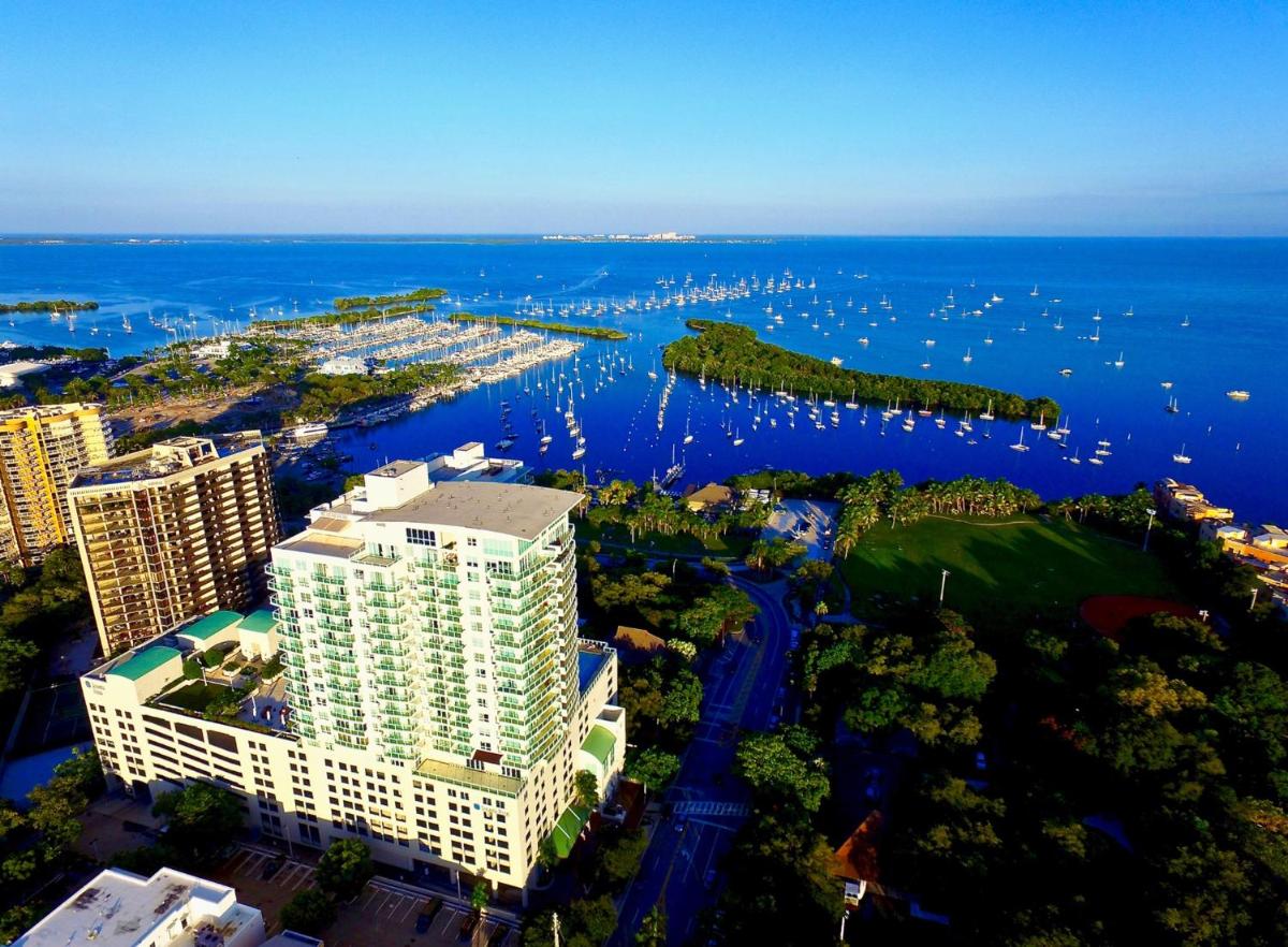 iCoconutGrove - Luxurious Vacation Rentals in Coconut Grove - main image