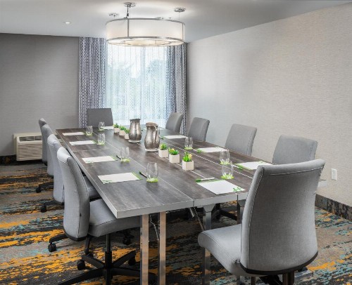 Holiday Inn Miami North I-95 an IHG Hotel - image 41