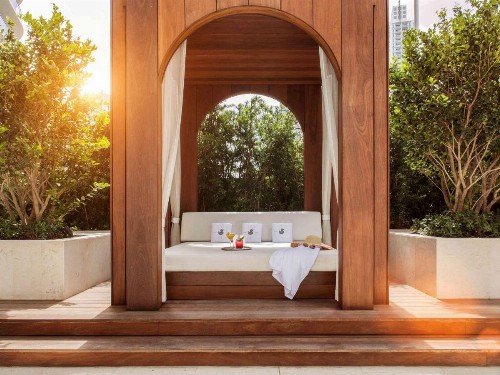 SLS LUX Brickell - image 13