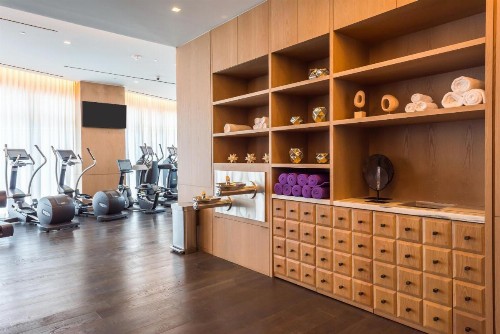 SLS LUX Brickell - image 33