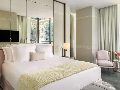 SLS LUX Brickell - image 36