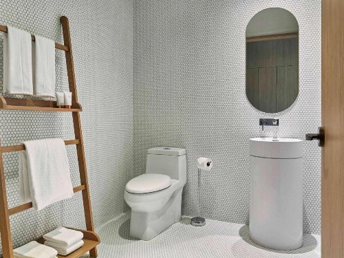 SLS LUX Brickell - image 37