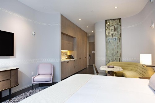 SLS LUX Brickell - image 41