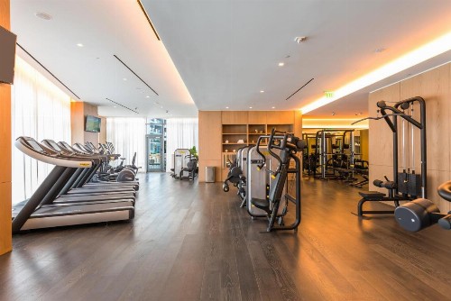 SLS LUX Brickell - image 42